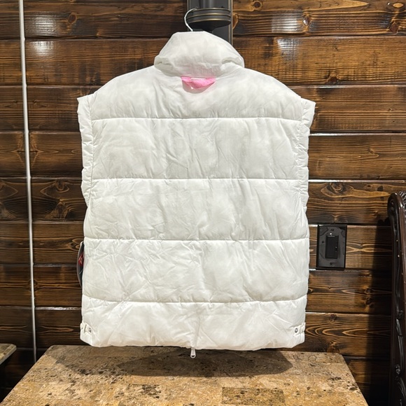 FPMovement Puffer Vest - Picture 9 of 12